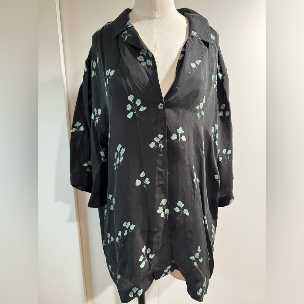 Aritzia Top
